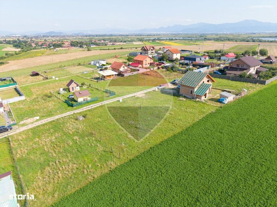 Teren intravilan de vanzare 1.100 mp