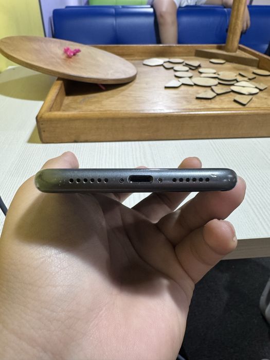 Продается iPhone 11,128g