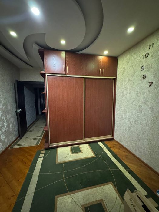 Продам шкафы лакиров.и матовый