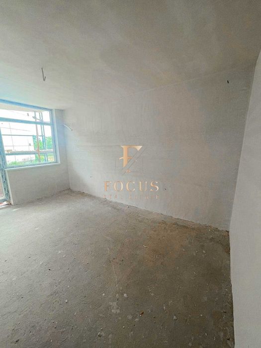 Продава се Тристаен апартамент в Пловдив, Тракия - 110 кв.м за 1095 €/кв.м - Снимка #2