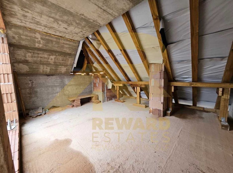 Продава се Четиристаен апартамент в София, Бъкстон - 168 кв.м за 1867 €/кв.м - Снимка #3