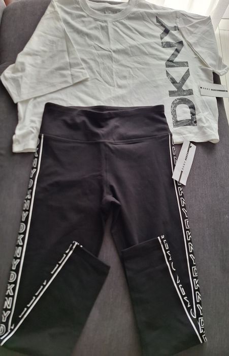 Set DKNY colant + tricou