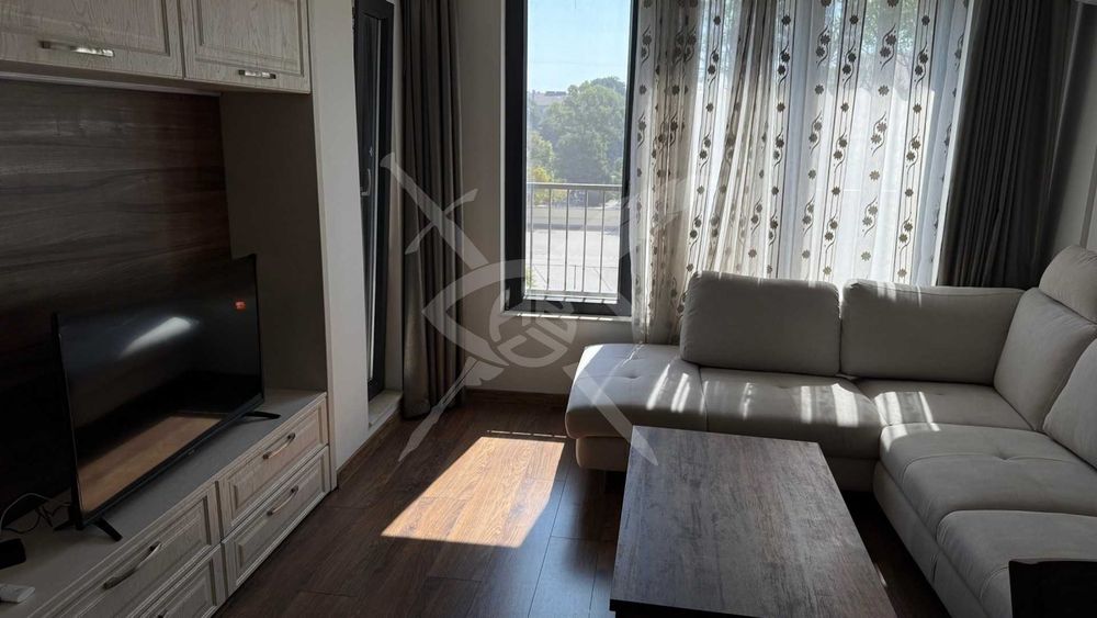 Дава се под наем Тристаен апартамент в София, Център - 90 кв.м за 850 € - Снимка #9