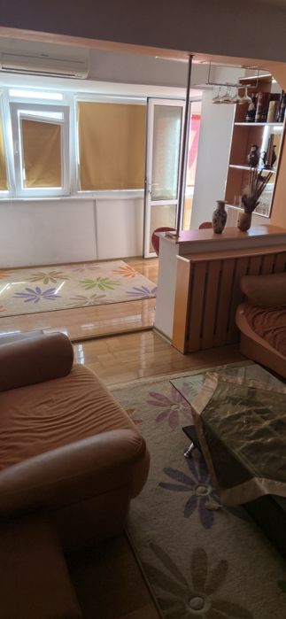inchiriez apartament 2 camere unirii/micro3