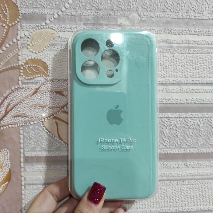 Чехол на iPhone 14pro