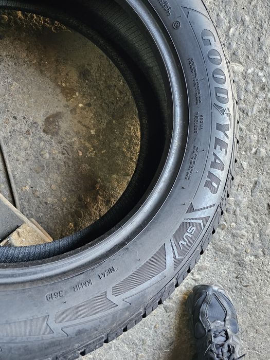 2 anvelope iarna 225 60 17 Goodyear 2019