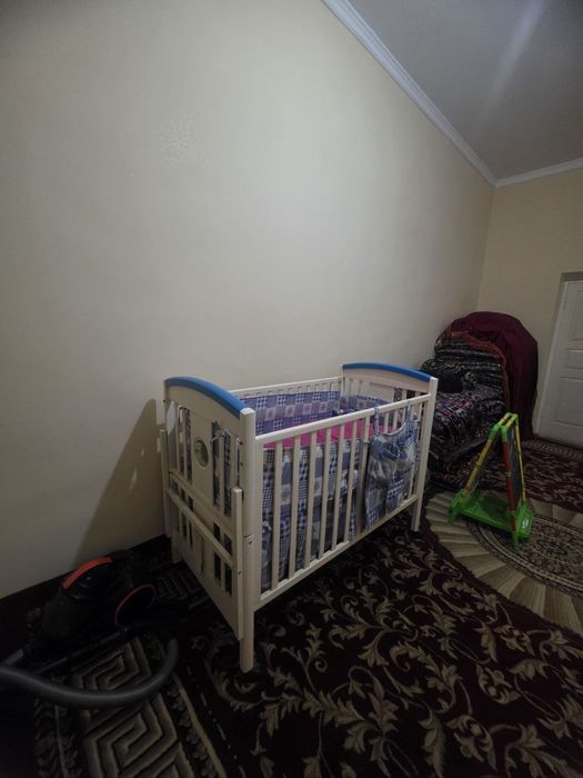 Продаётся детская кроватка