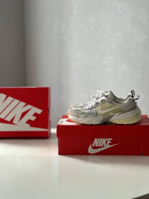 Кроссовки Adidas Nike