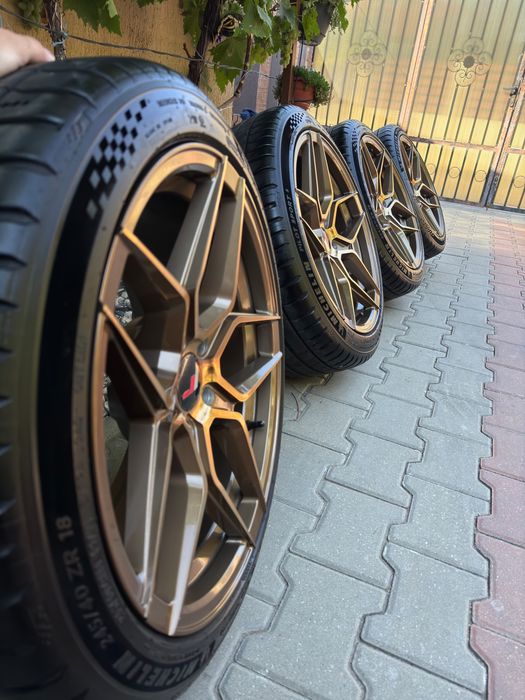 Jante 5 x 112 R18 Japan Racing JR34 cu anvelope Michelin