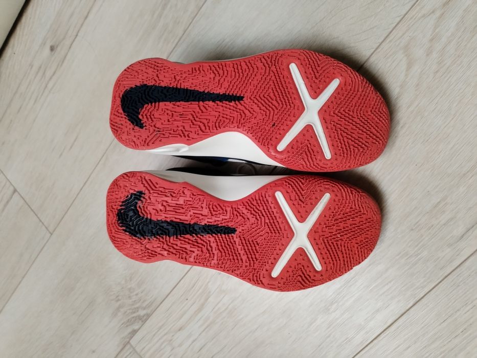 Маратонки Nike 38 номер