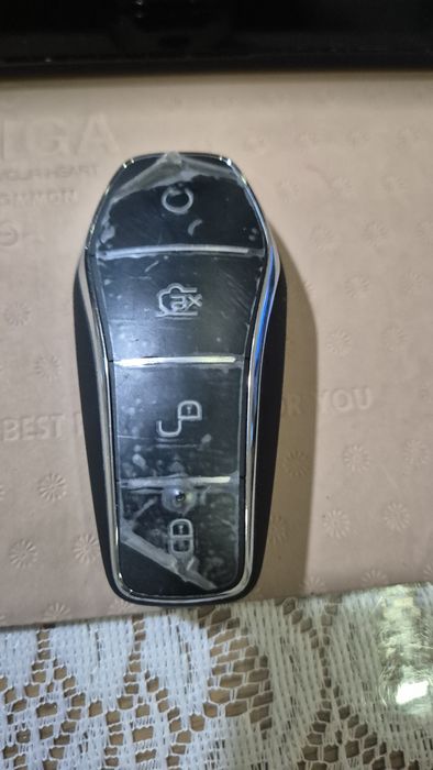 Продам пульт от byd почти новый