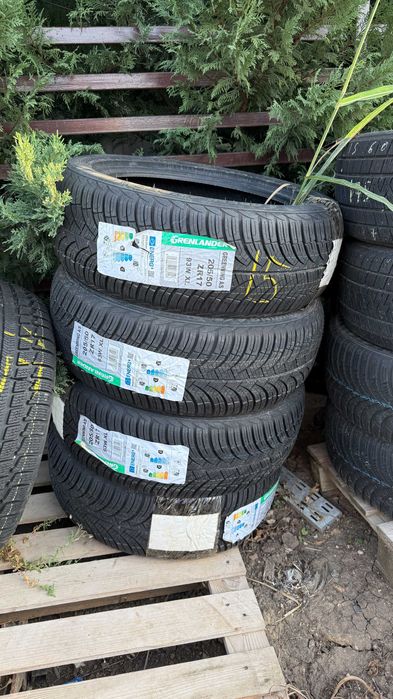 Anvelope 205/50 ZR17 Noi GRENLANDER CAUCIUCURI 205 50 17, M+S, CAUCIUC