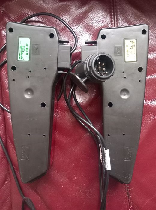 Стопове за багажник за колела захванат за теглич