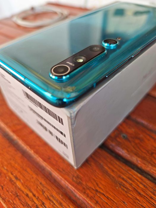 Продавам Xiaomi 10 5G