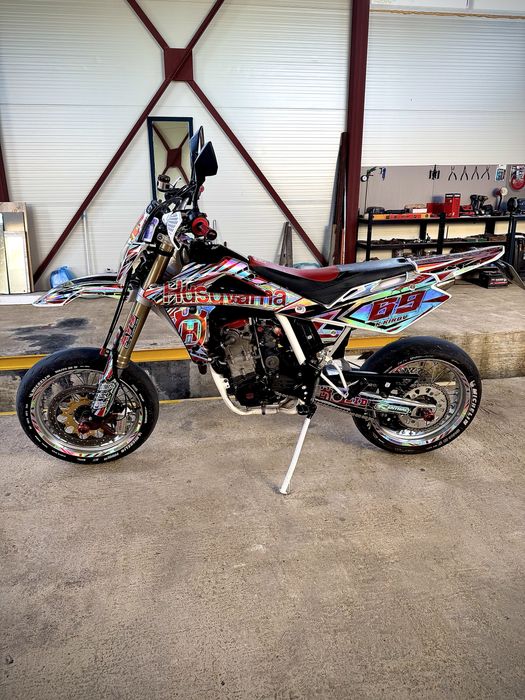 Husqvarna sm510r + Ендуро сет