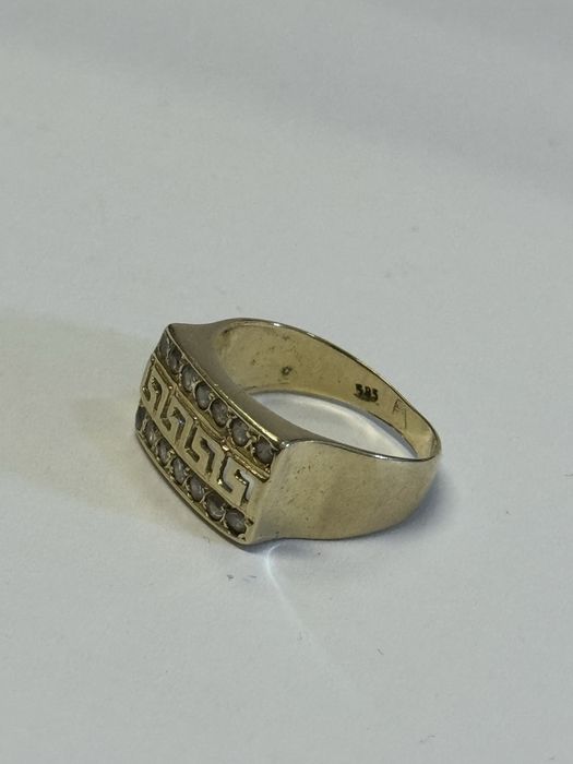 златен дамски пръстен 3.68гр 14к 585