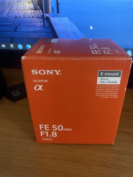 sony 50 mm-1.8  объектив