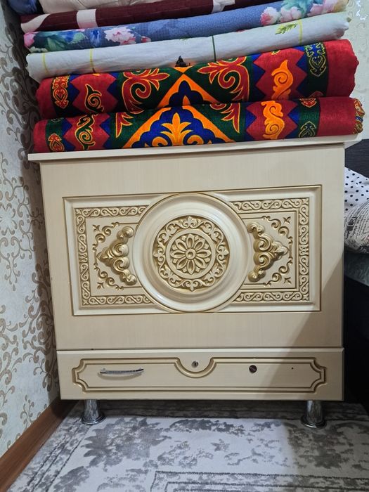 Сандык сатылады.