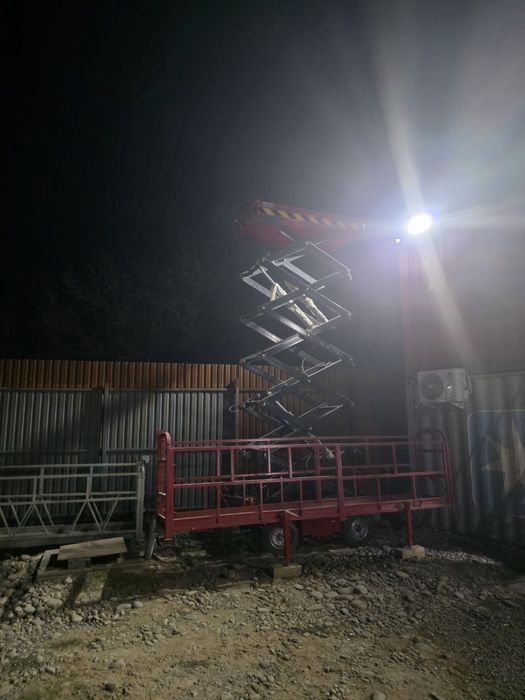 Lesa zamonaviy padyomnik