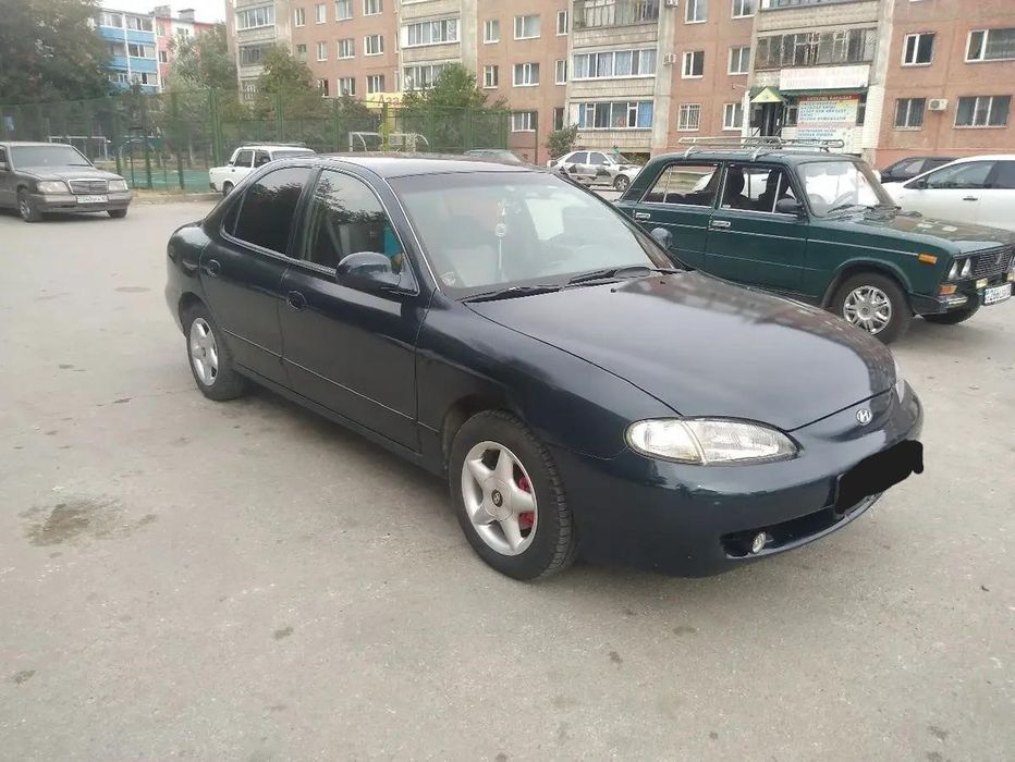 Продам Hyundai Elantra 1995год