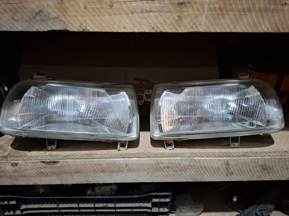 Фары на VW Вента