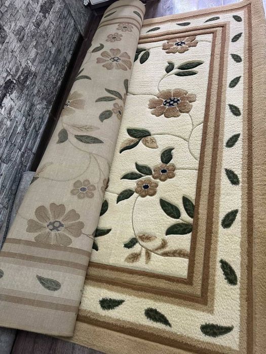 Ковёр для дома, в хорошем состоянии, 2,5х5