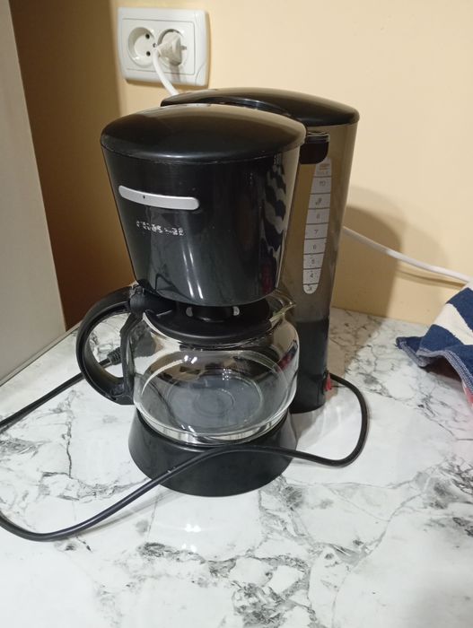 Кофеварка капельная Nikai с многоразовым фильтром, объем 1,25л