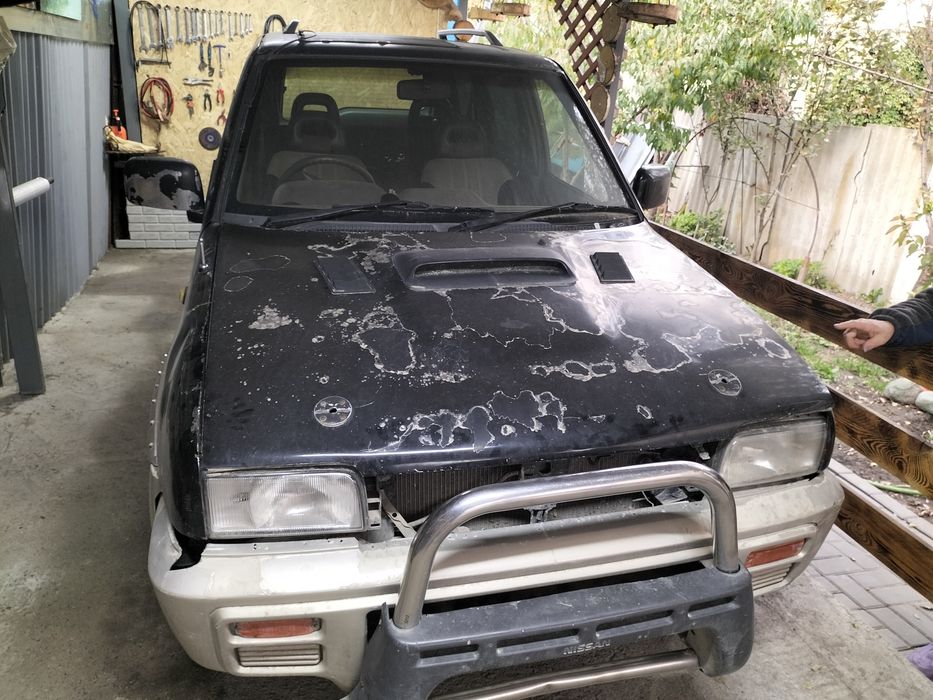 Продам авто Ниссан мистрал КПП автомат