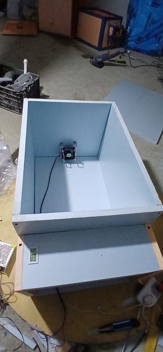 Инкубатор автомат 12 волтга ишлайдизаказга 2 кунда ясаб берамиз