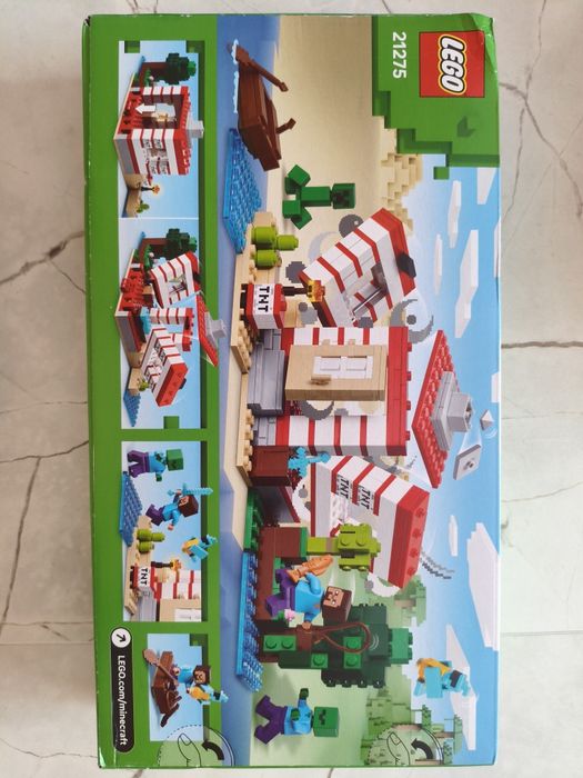 LEGO MINECRAFT 21275 The TNT Jungle House