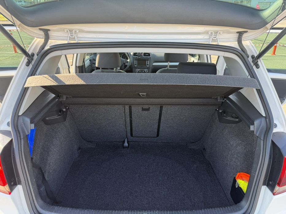 VW Golf VI 2.0 TDi АВТОМАТ