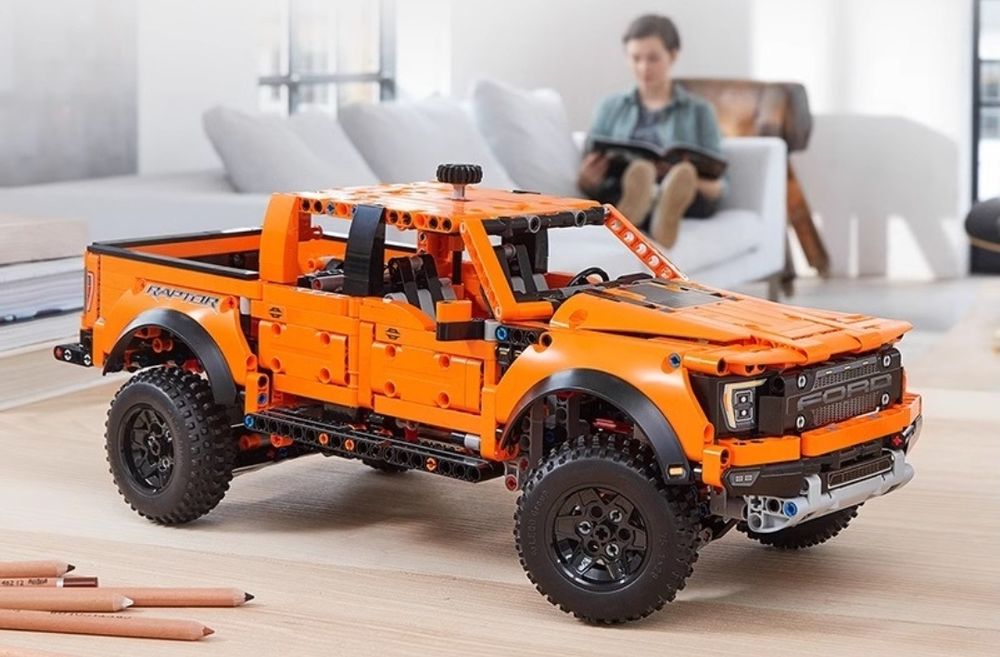 Конструктор лего Ford Raptor F-150