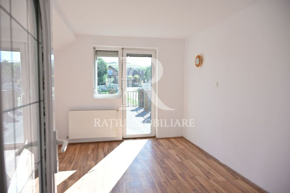 Casa cu Etaj | Hidiselu de Sus