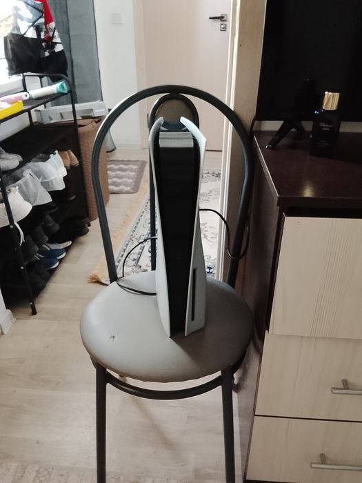 PlayStation 5 в хорошем состоянии