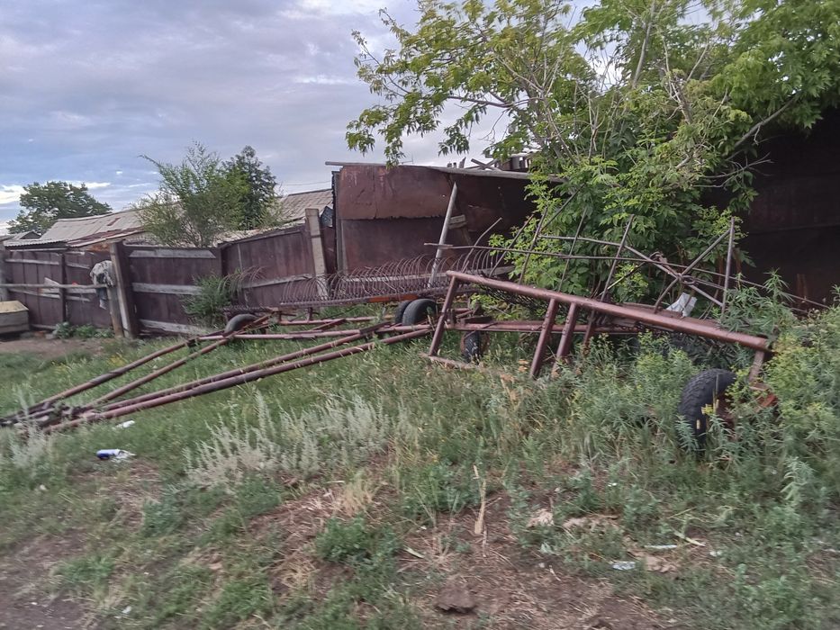 Сено косилка с граблями