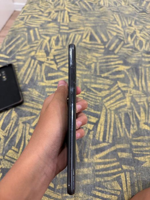 продаю redmi not 8 pro