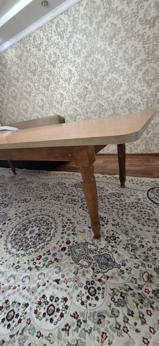 Продаётся стол хорошем состоянии