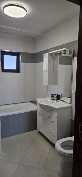 Inchiriez apartament cu 2 dormitoare Marasti zona FSEGA
