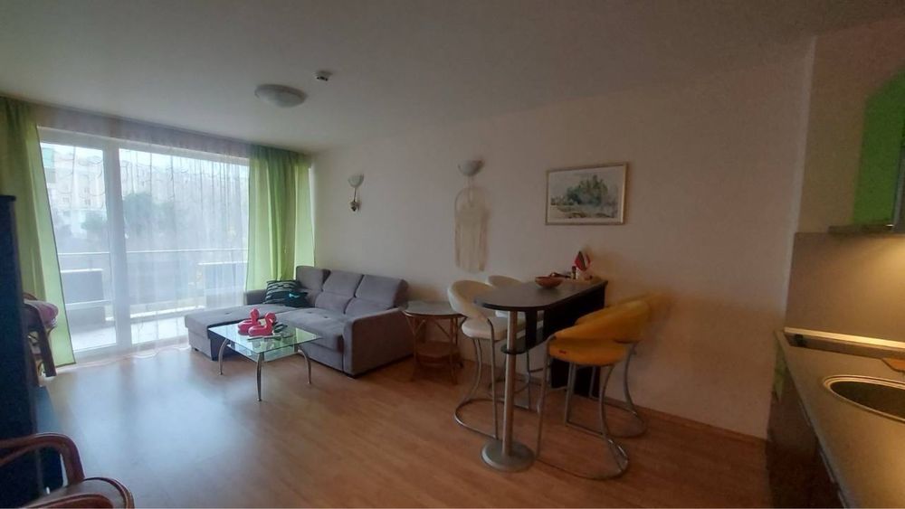 Продава се Двустаен апартамент в к.к. Слънчев бряг - 64 кв.м за 582 €/кв.м - Снимка #1