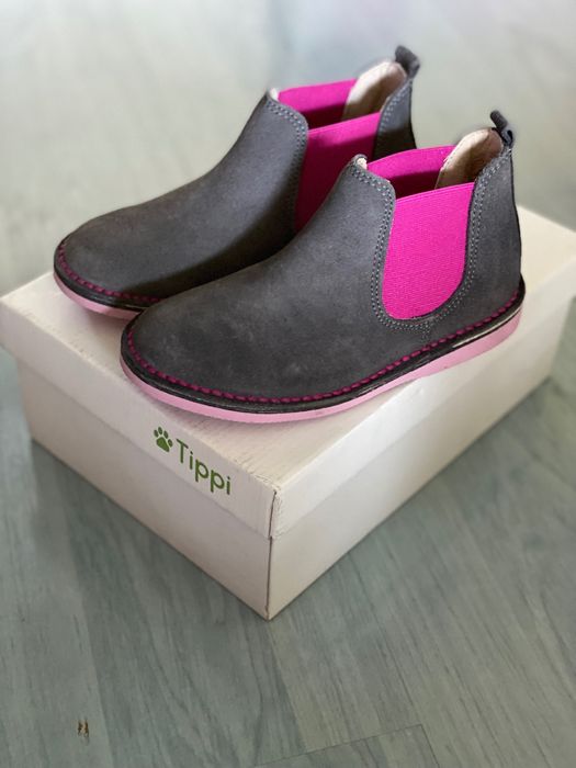 Детски велурени боти