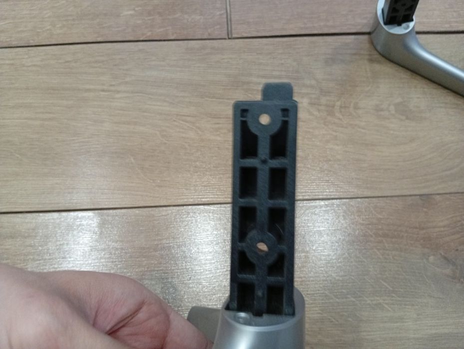 Кронштейн для телевизора