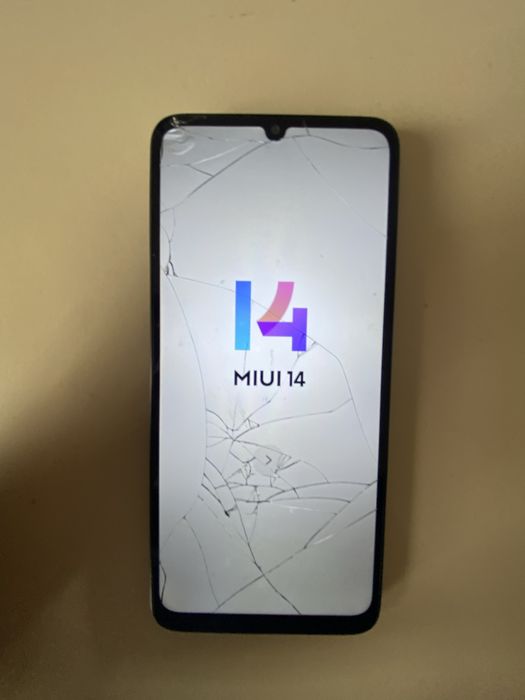 Продам телефон Oppo c65 (256) gb