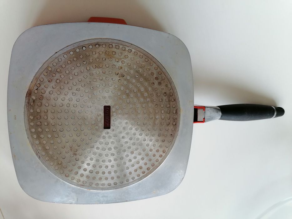 Тенджери, тигани, иенска тенжера с капак, тави