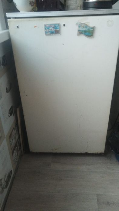 Продам холодильник