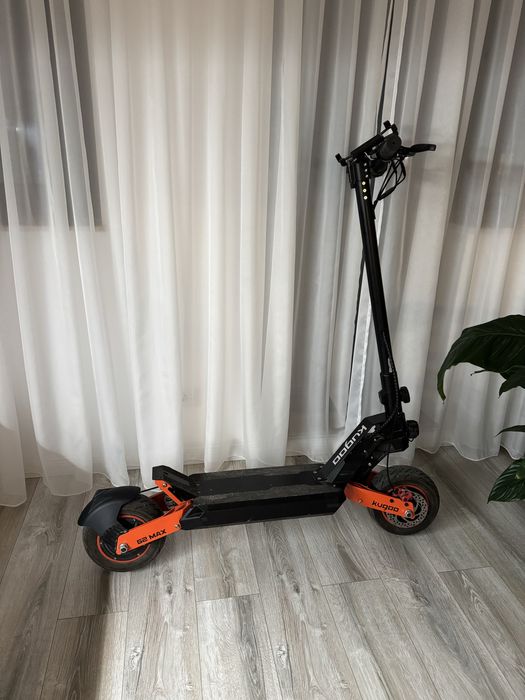 Vând trotinetă electrică Kugo G2 Max