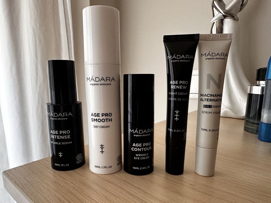 Бяла козметика за лице Madara