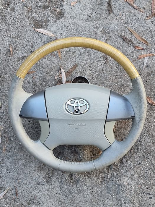 Руль на  Toyota Estima