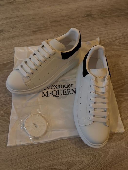 Adidasi Alexander Mq