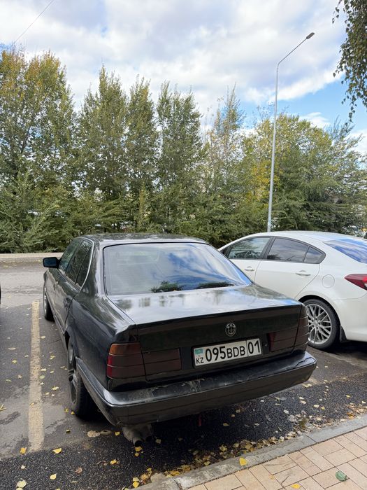 Передний бампер BMW E34