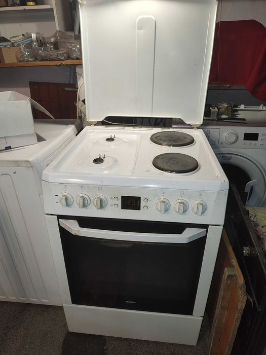 Сервизирана готварска печка